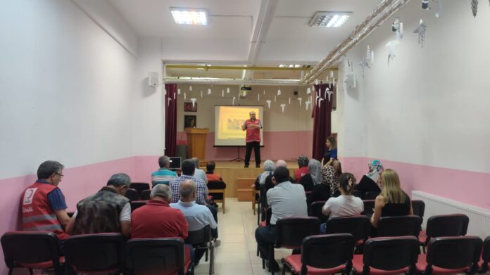 sungurlu-kizilay-afad-semineri